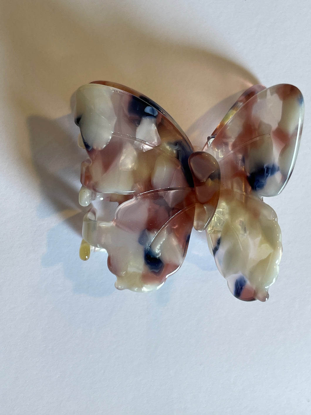 Butterfly claw clip